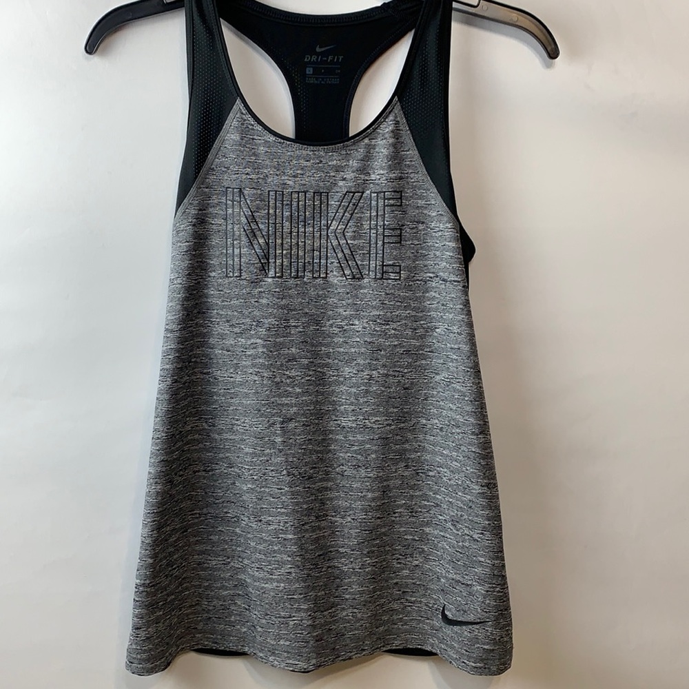 Nike exercise tank top